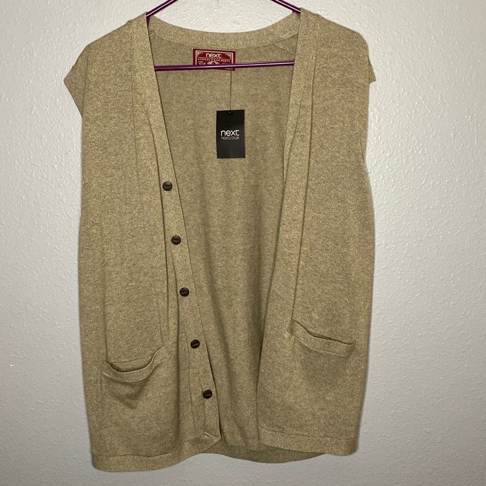 NWT New Next Apparel & Garments Taupe Sleeveless Button Up Vest Size Large